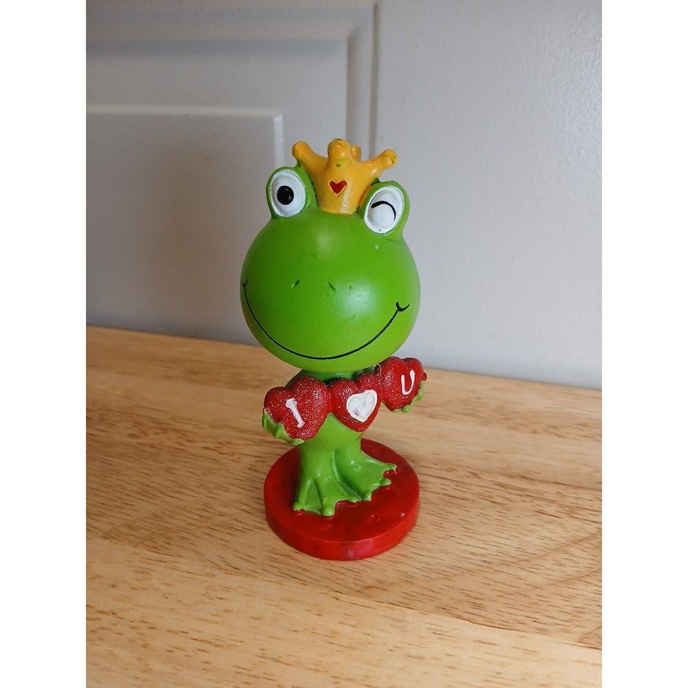 Frog Prince Bobble Head Holding Hearts I ❤️ U Valentine's Day Winking Resin Frog